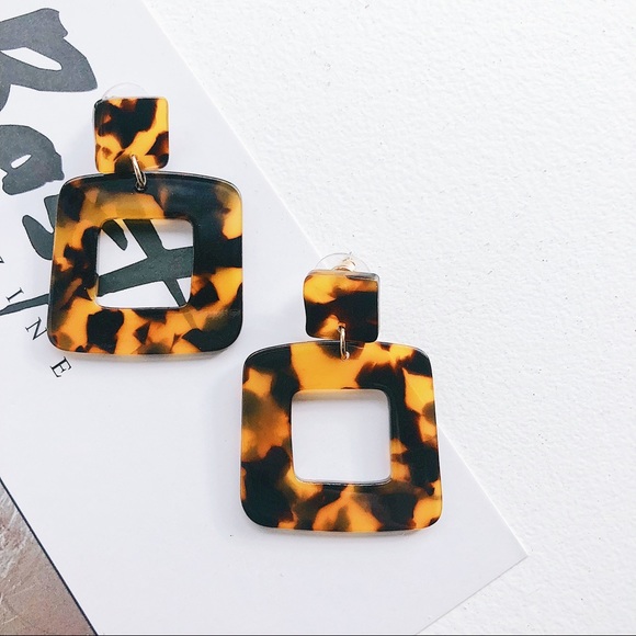 Dark Tortoise Shell Square Drop Earrings - Picture 3 of 6